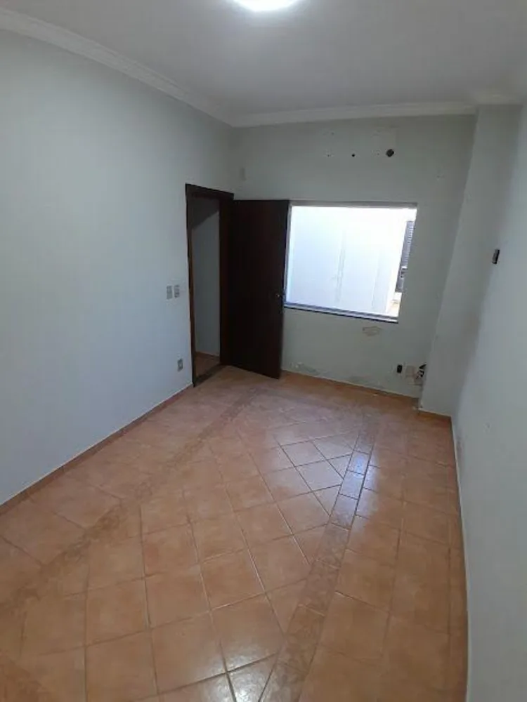 Casa, 4 quartos, 414 m² - Foto 1