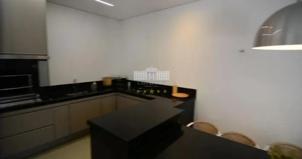 Apartamento, 3 quartos, 270 m² - Foto 2