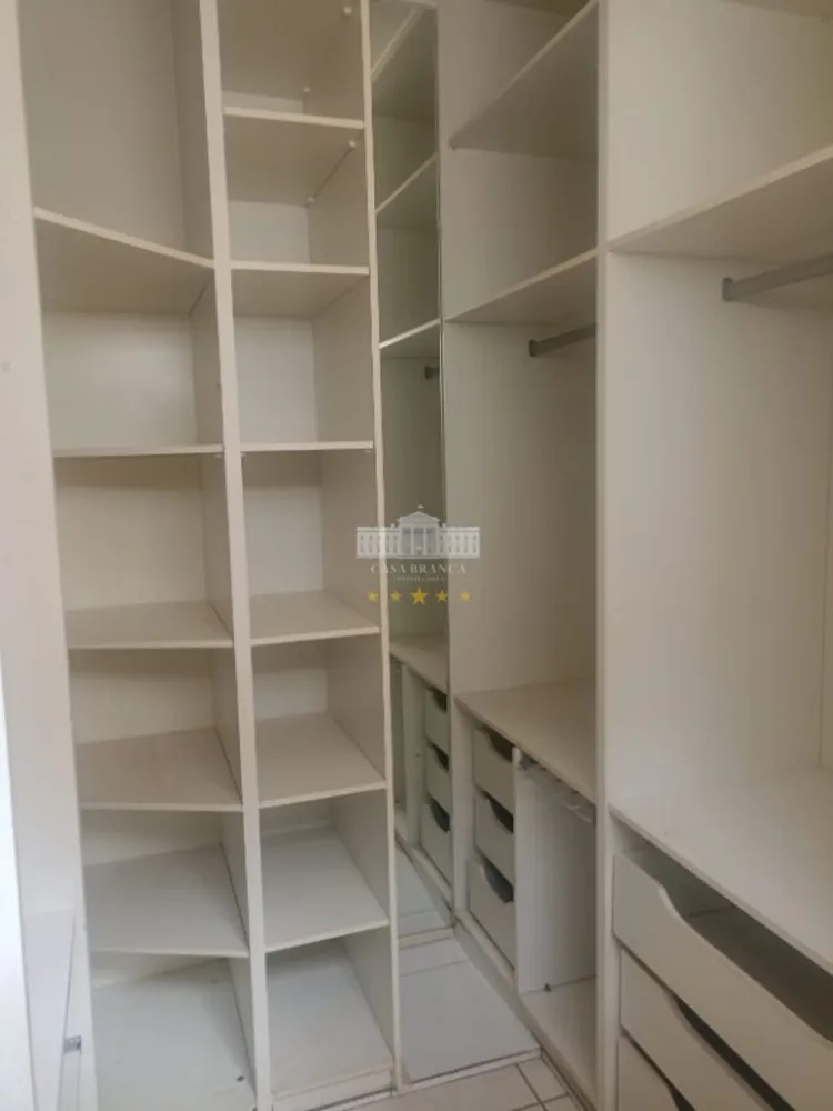Casa, 3 quartos, 250 m² - Foto 2