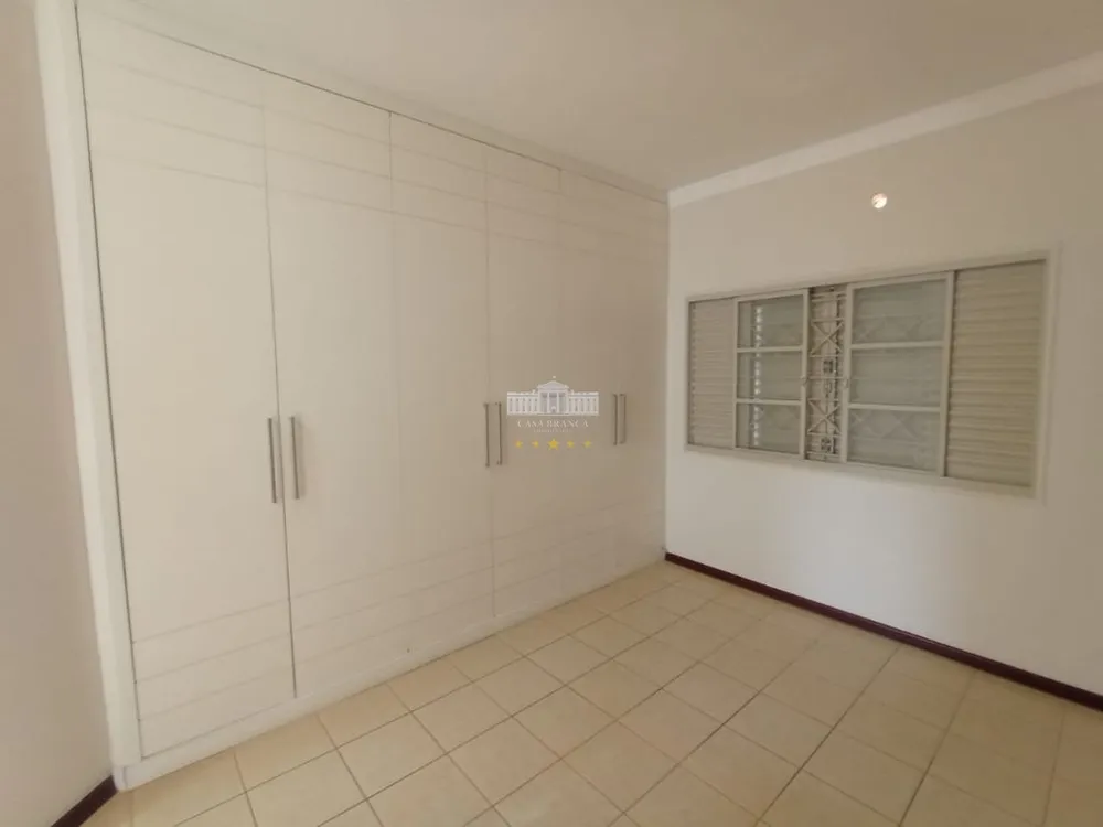 Sobrado, 3 quartos, 370 m² - Foto 3