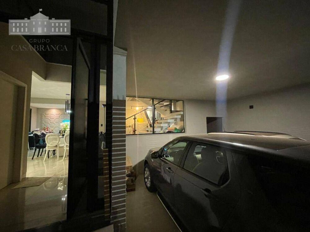 Casa, 3 quartos, 227 m² - Foto 8