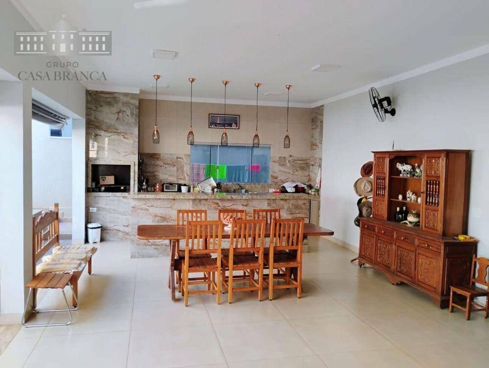 Chácara, 4 quartos, 565 m² - Foto 2