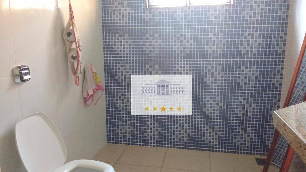 Casa, 3 quartos, 190 m² - Foto 2