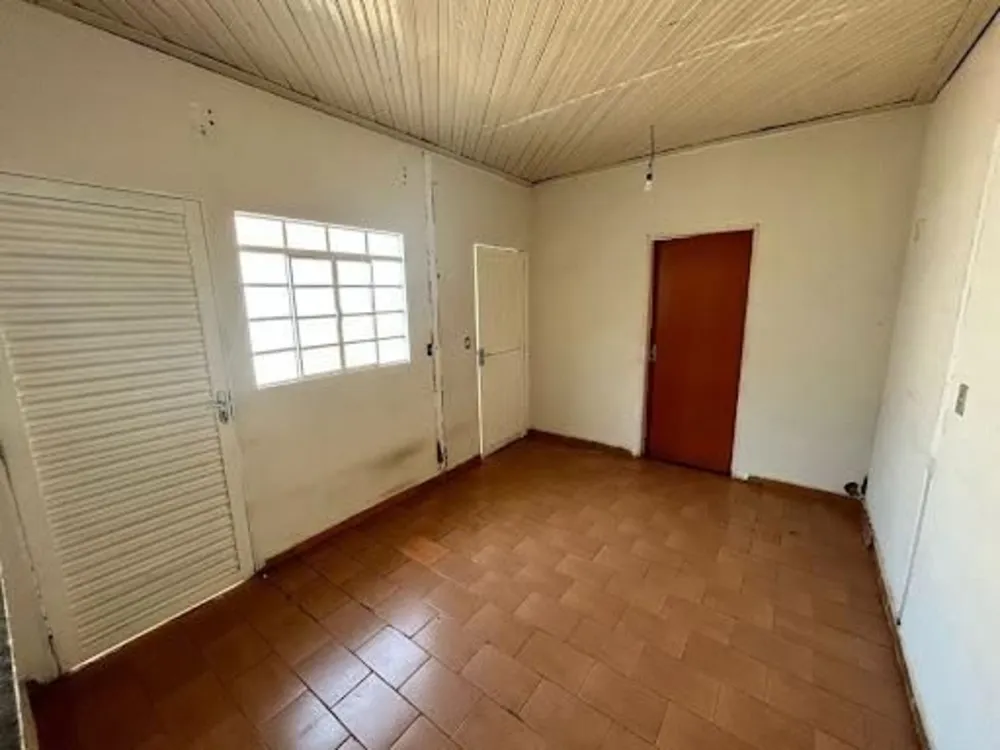 Casa, 3 quartos, 210 m² - Foto 1