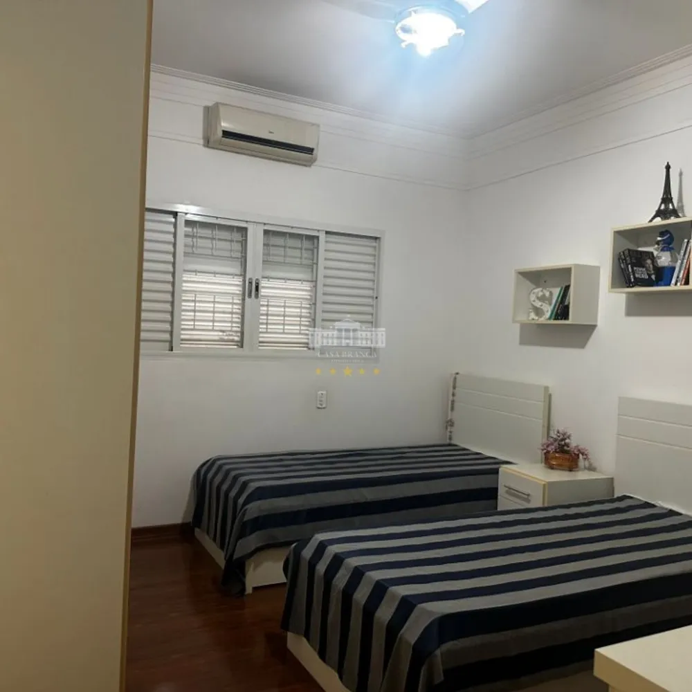 Sobrado, 3 quartos, 325 m² - Foto 4