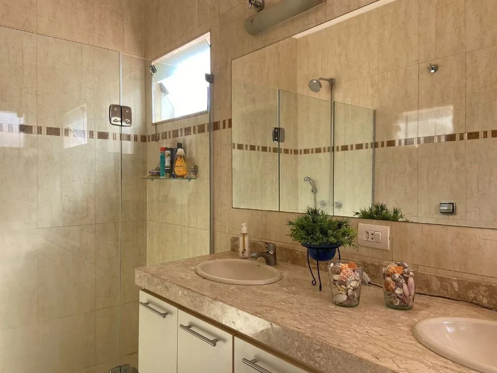 Sobrado, 3 quartos, 325 m² - Foto 2