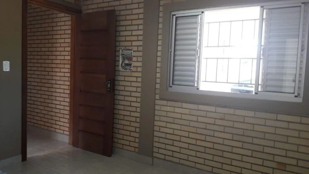 Chácara, 2 quartos, 1150 m² - Foto 2