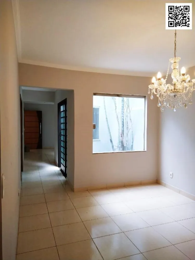 Casa, 3 quartos, 166 m² - Foto 1
