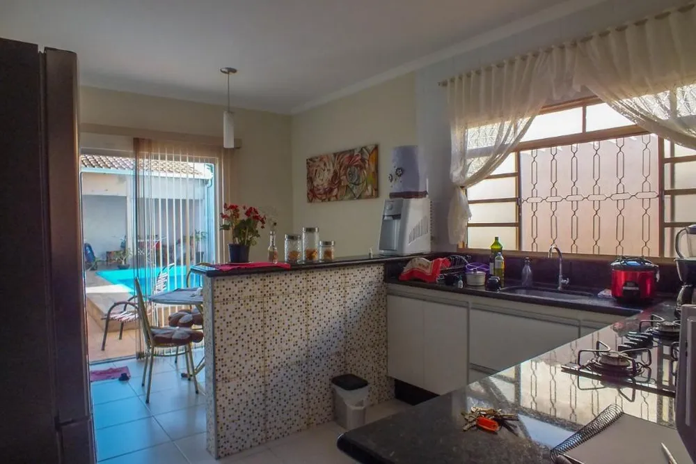 Casa, 3 quartos, 170 m² - Foto 4