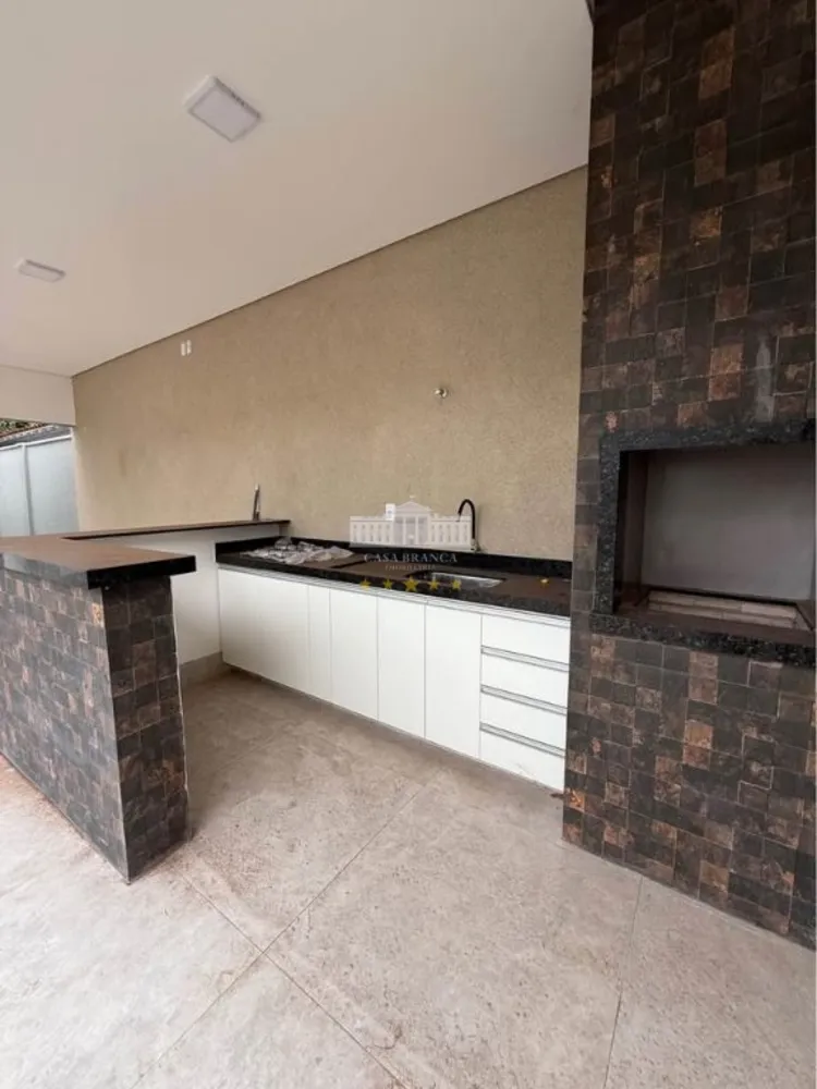 Casa, 3 quartos, 177 m² - Foto 2
