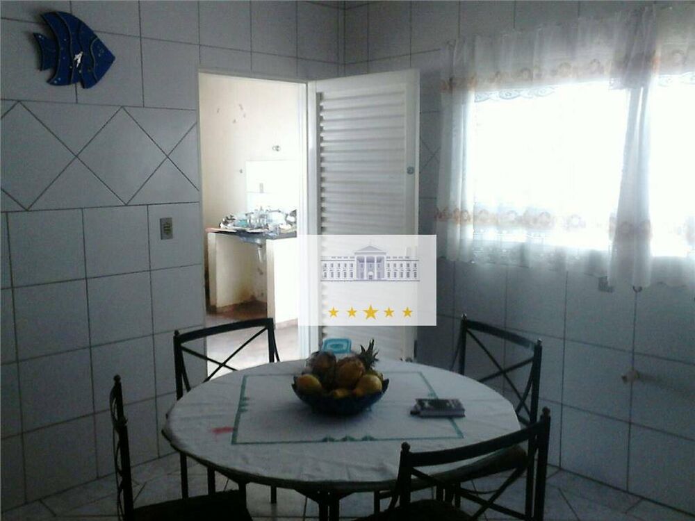 Casa, 3 quartos, 221 m² - Foto 6