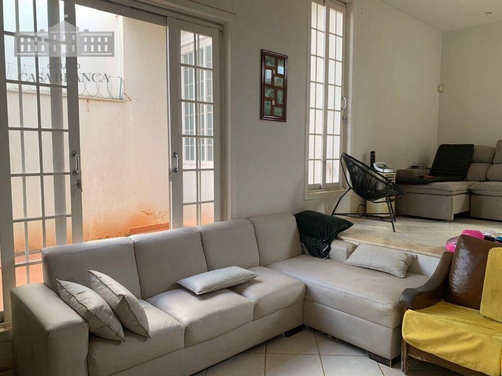 Sobrado à venda e aluguel com 4 quartos, 459m² - Foto 3