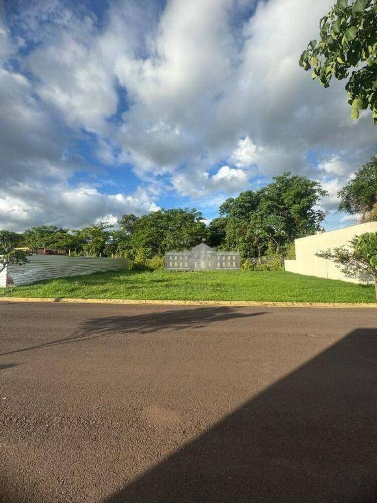 Loteamento e Condomínio, 337 m² - Foto 1