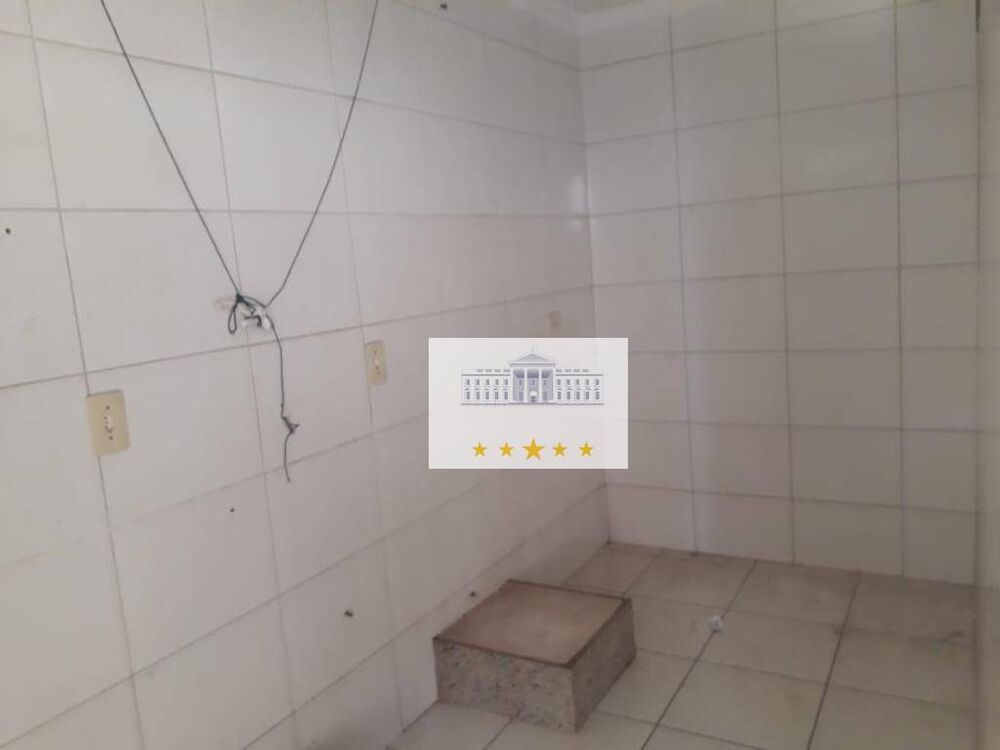 Casa, 3 quartos, 242 m² - Foto 3