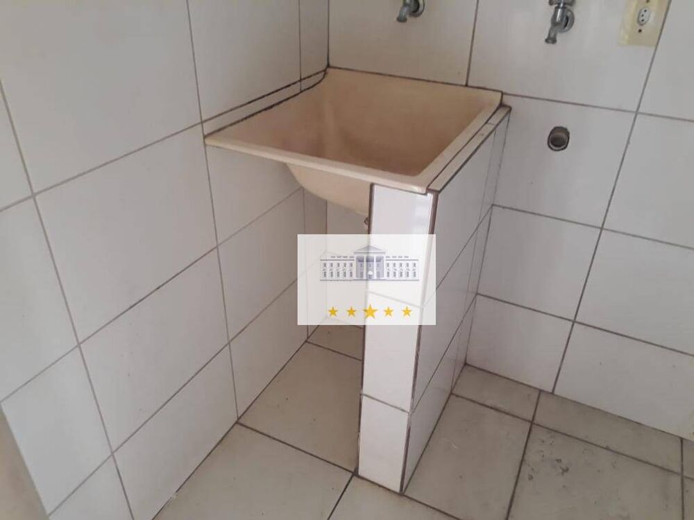 Casa, 3 quartos, 242 m² - Foto 4