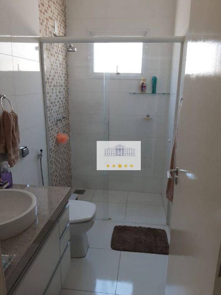 Casa à venda com 3 quartos, 206m² - Foto 3