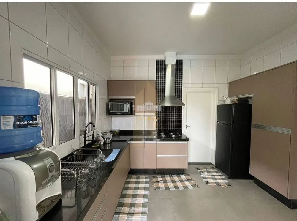 Casa, 3 quartos, 170 m² - Foto 2