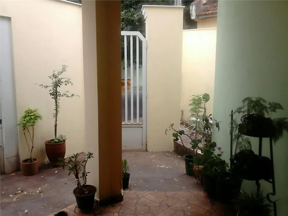 Casa, 3 quartos, 221 m² - Foto 1
