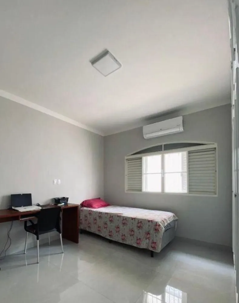 Casa, 4 quartos, 336 m² - Foto 3