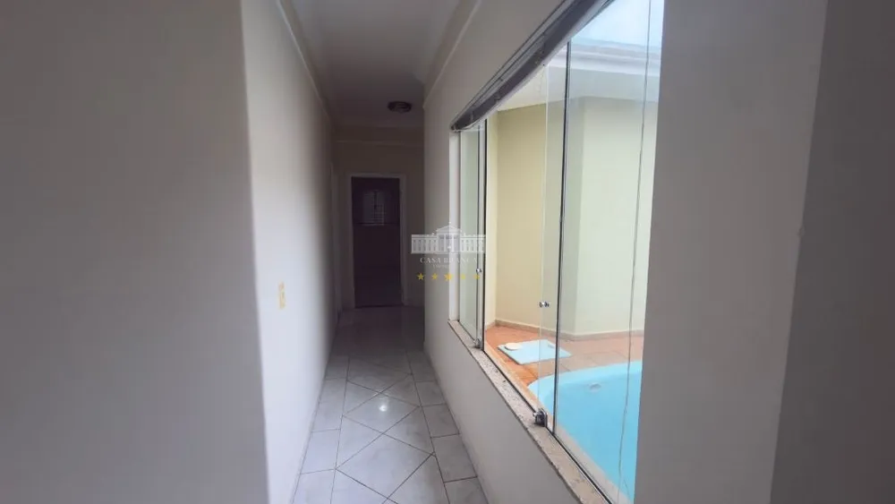 Casa, 3 quartos, 209 m² - Foto 4
