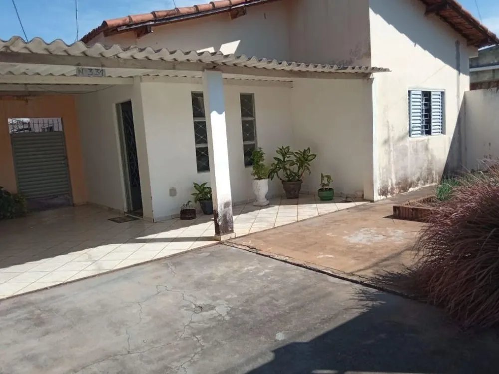 Casa, 3 quartos, 220 m² - Foto 1