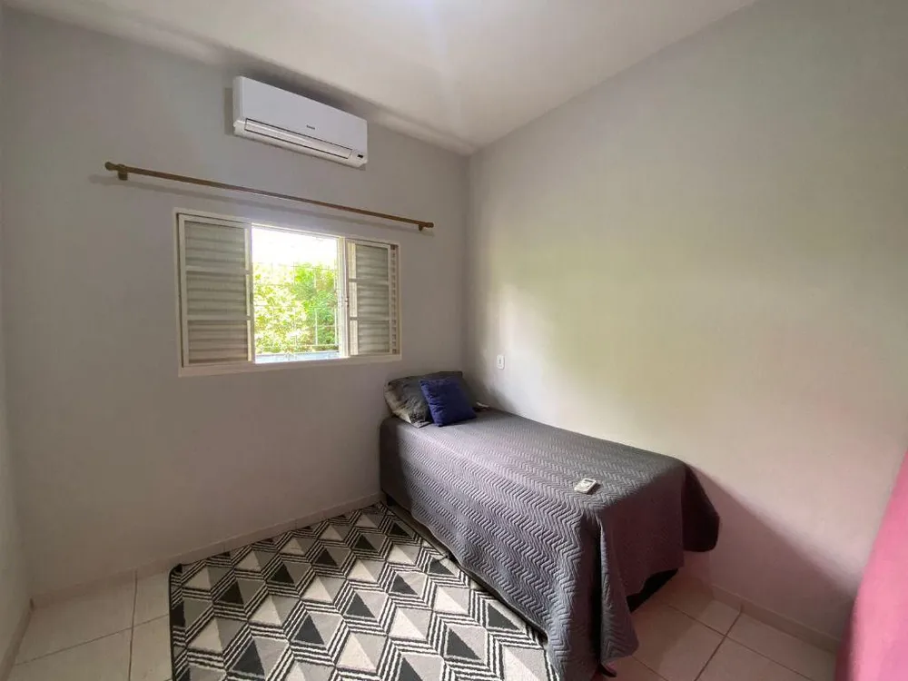 Chácara, 3 quartos, 525 m² - Foto 1