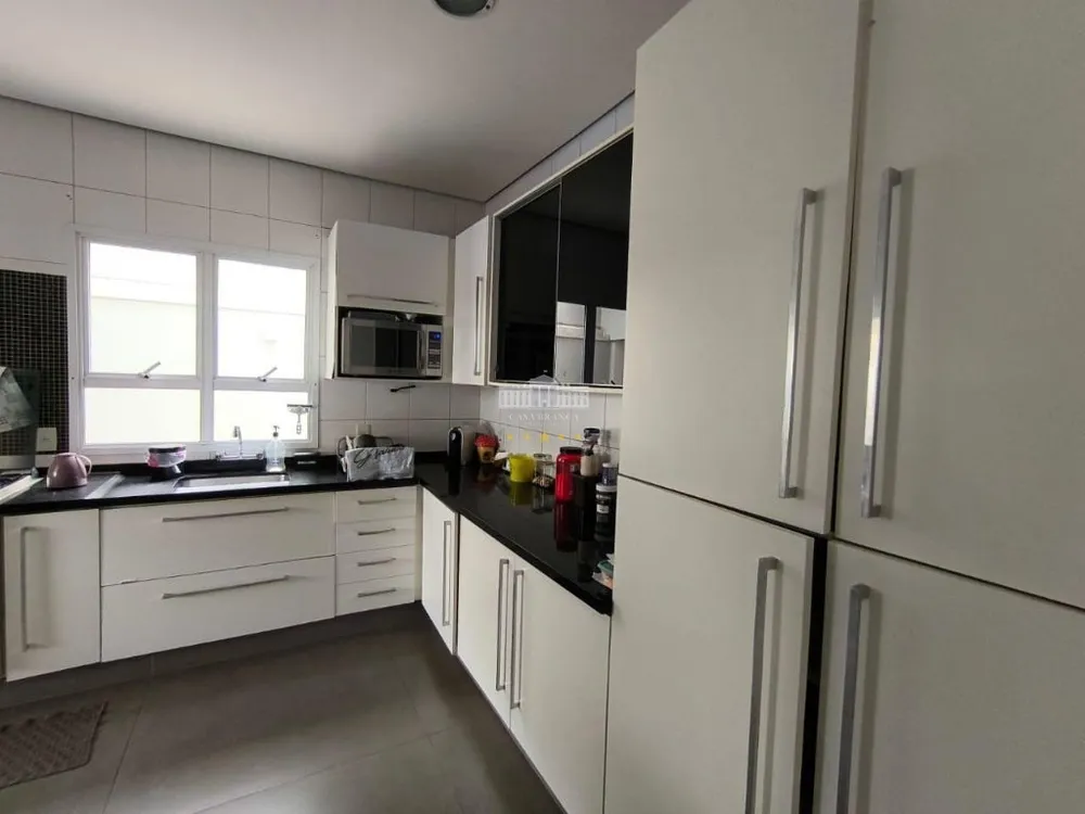 Sobrado, 3 quartos, 340 m² - Foto 2
