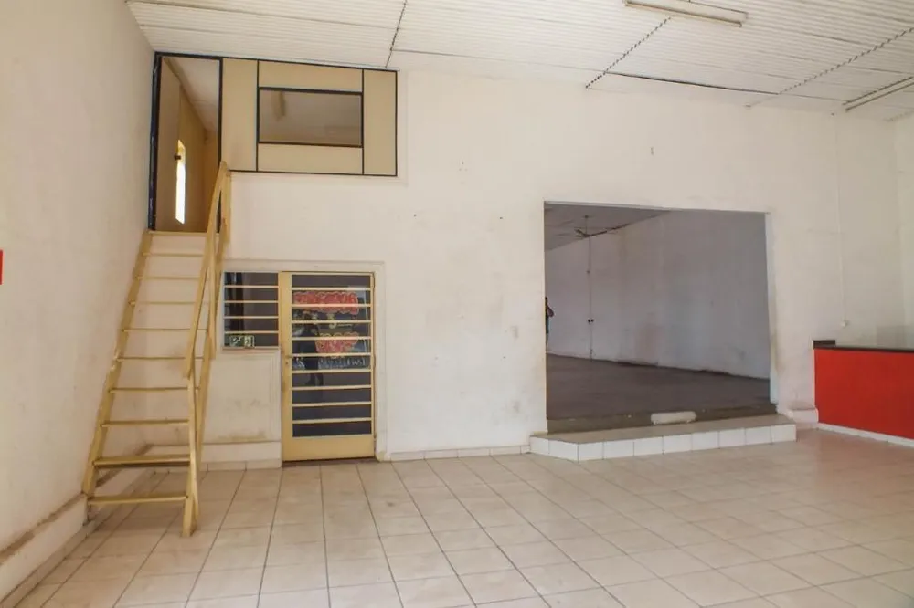 Depósito-Galpão, 700 m² - Foto 2