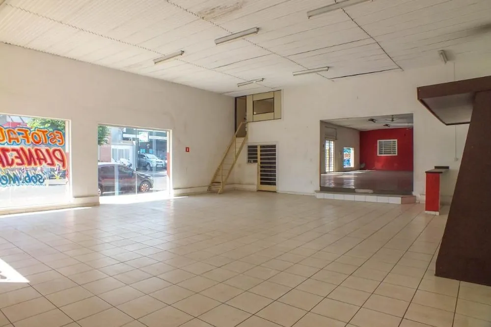 Depósito-Galpão, 700 m² - Foto 1