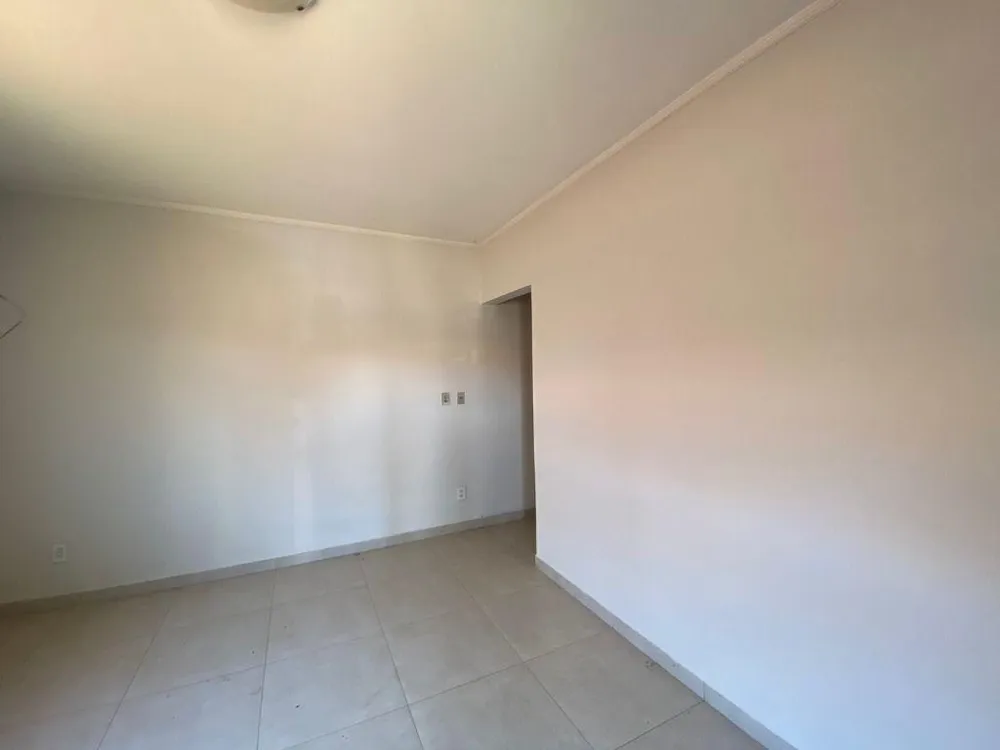 Casa, 4 quartos, 314 m² - Foto 2