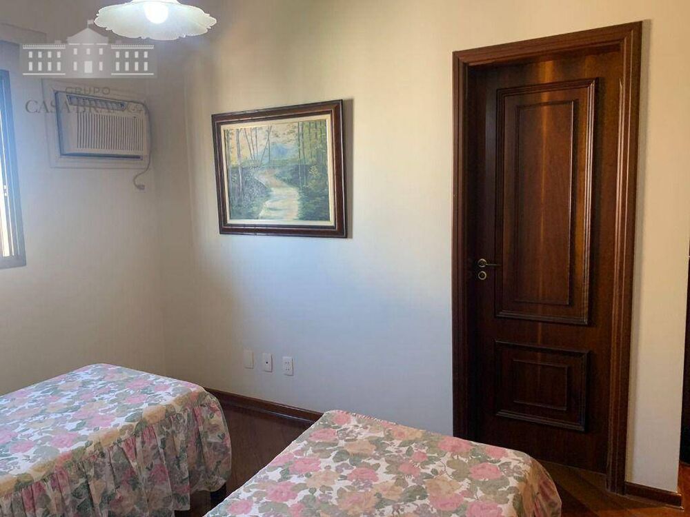 Apartamento, 3 quartos, 260 m² - Foto 2