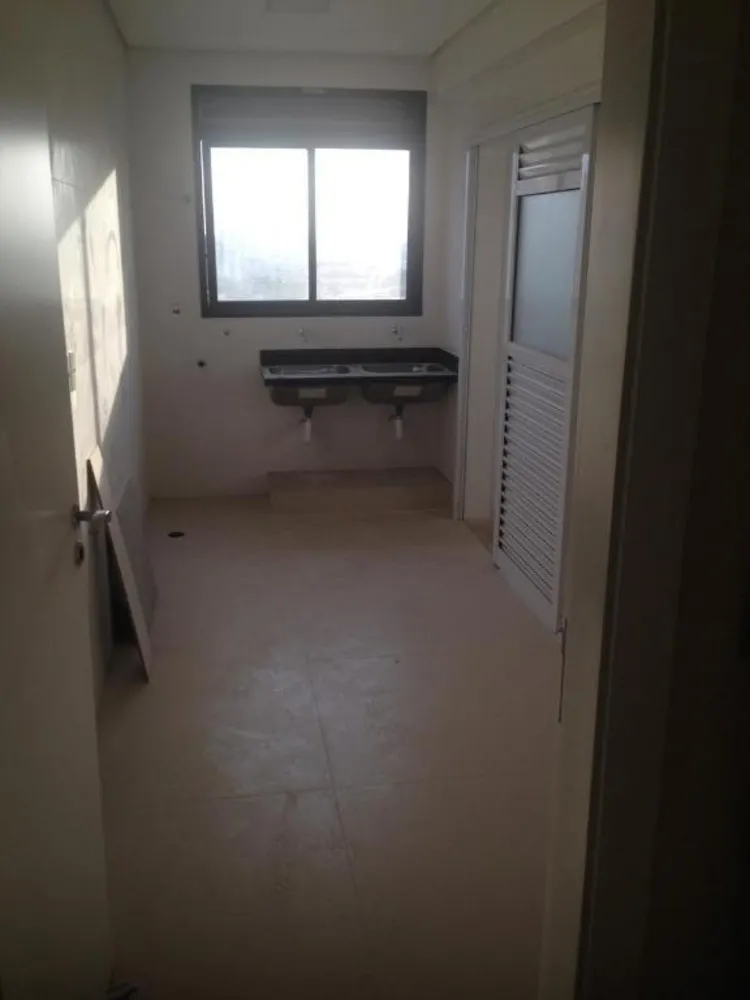 Apartamento, 3 quartos, 204 m² - Foto 4