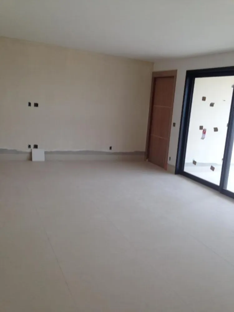 Apartamento, 3 quartos, 204 m² - Foto 1