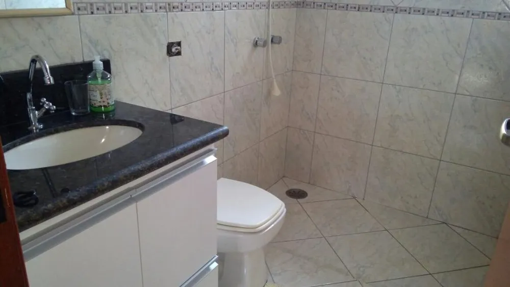 Casa, 3 quartos, 182 m² - Foto 2