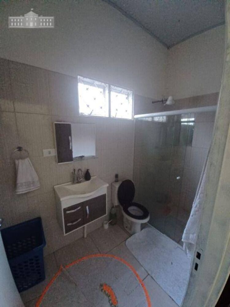 Casa à venda com 2 quartos, 115m² - Foto 4