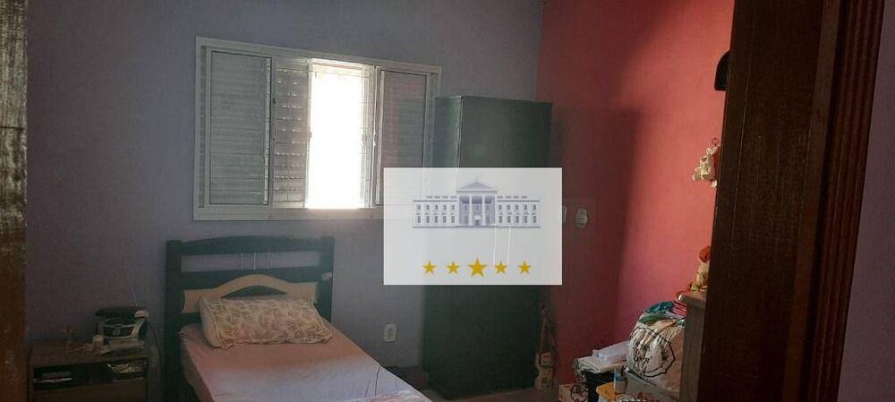 Casa à venda com 3 quartos, 223m² - Foto 5