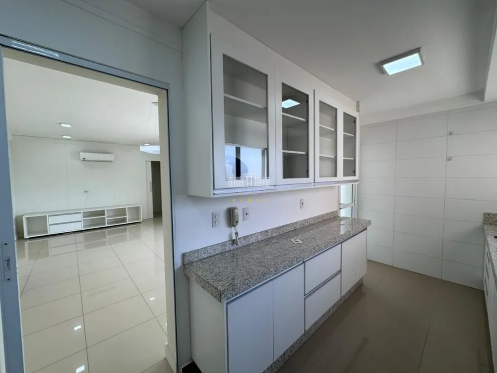 Apartamento, 3 quartos, 136 m² - Foto 1