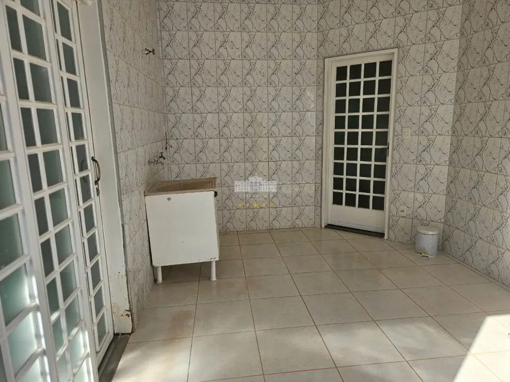 Casa, 3 quartos, 210 m² - Foto 4