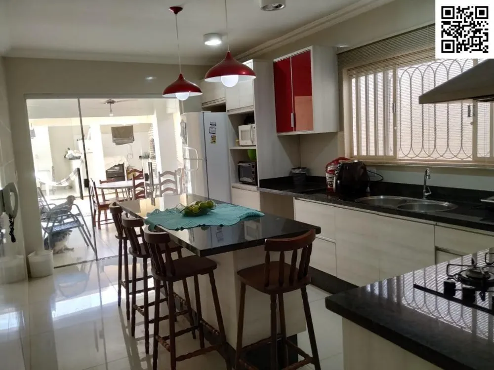Casa, 3 quartos, 310 m² - Foto 3
