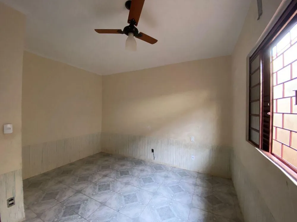 Casa, 3 quartos, 190 m² - Foto 3