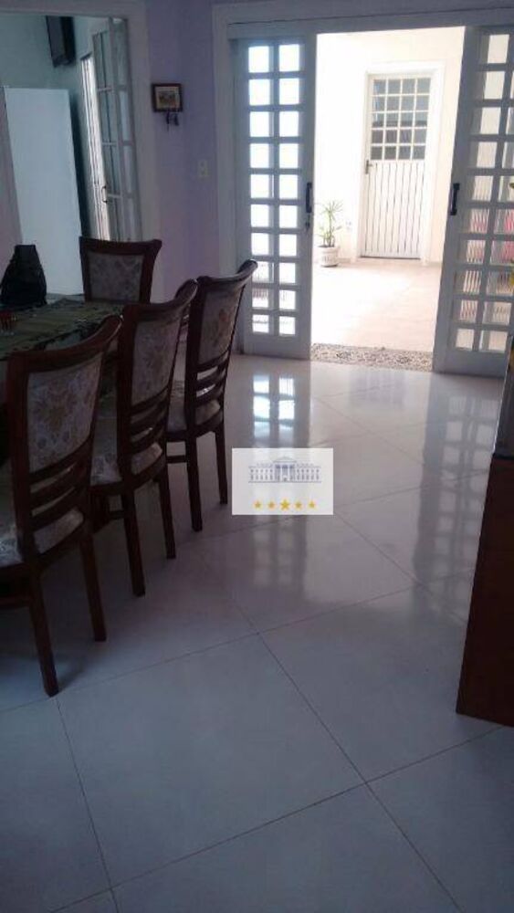 Casa, 3 quartos, 187 m² - Foto 4