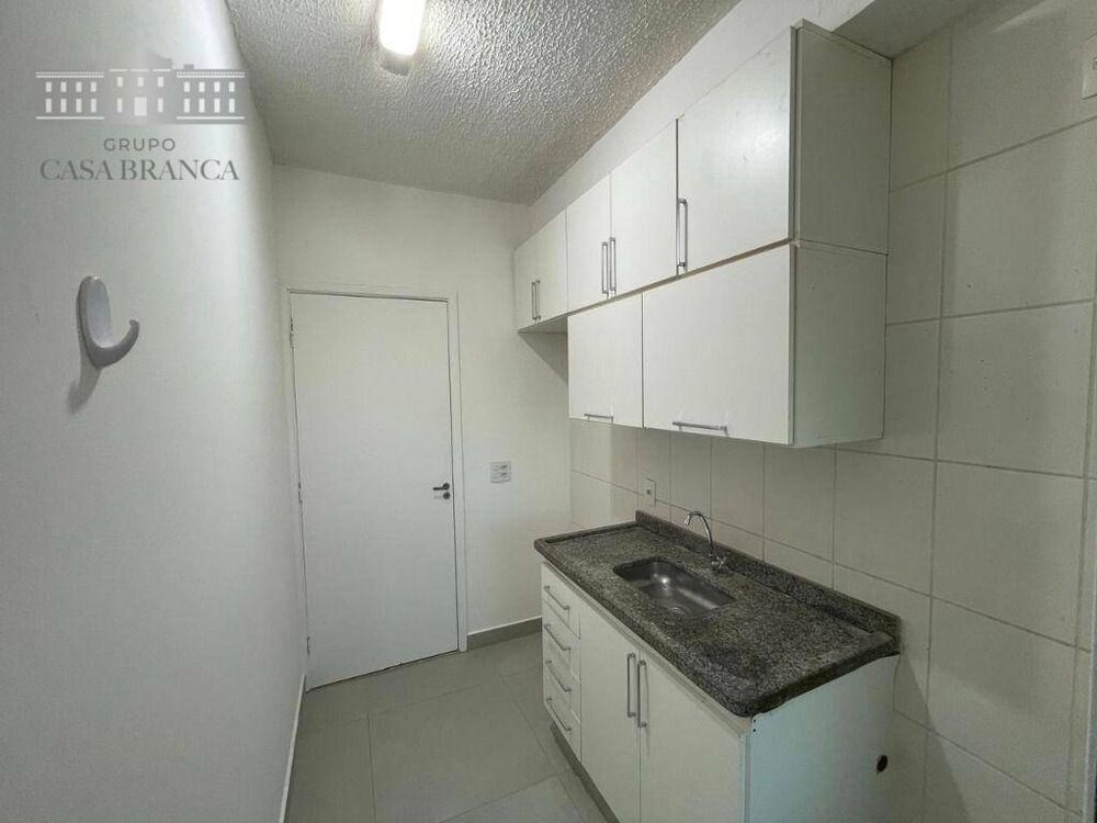 Apartamento à venda com 3 quartos, 66m² - Foto 1