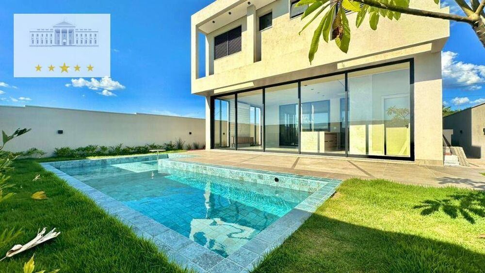 Sobrado, 3 quartos, 290 m² - Foto 1