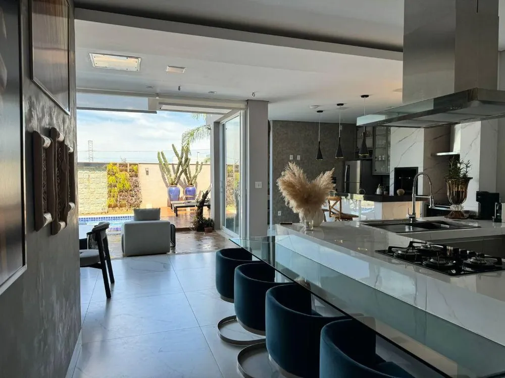 Sobrado, 3 quartos, 288 m² - Foto 2