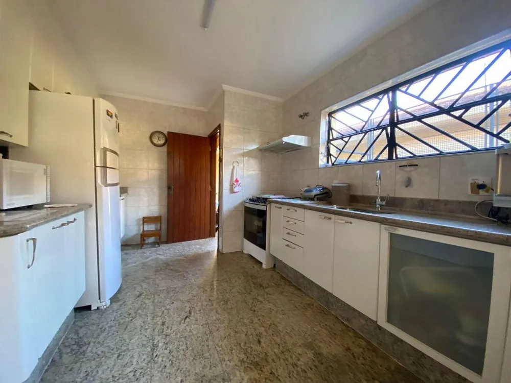 Casa, 4 quartos, 291 m² - Foto 3