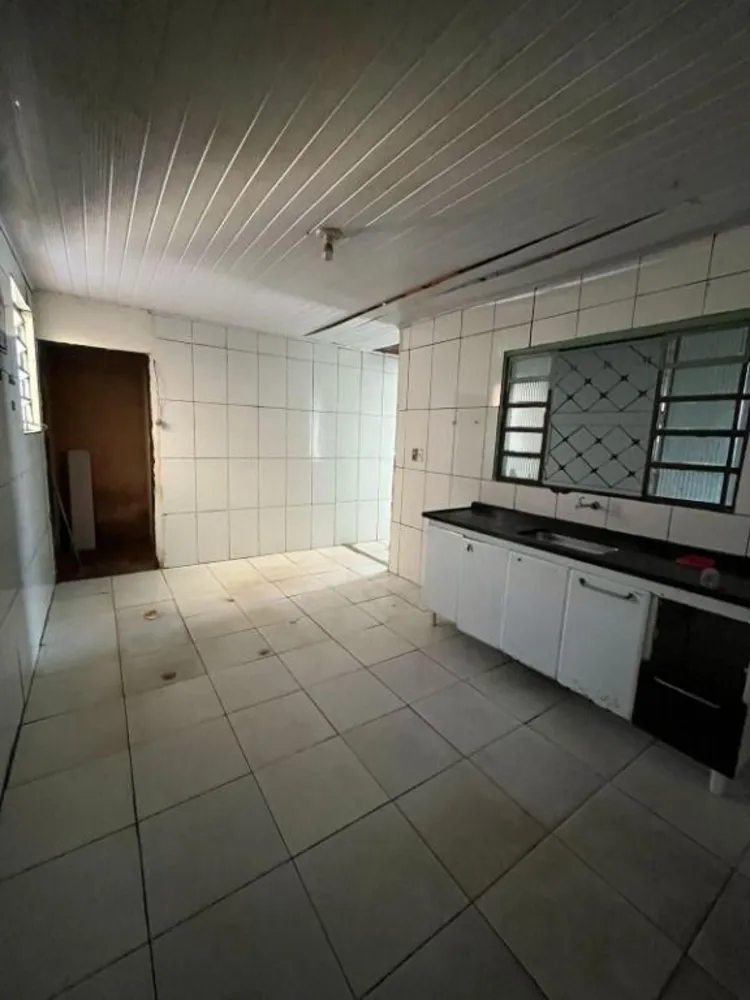 Casa, 2 quartos, 204 m² - Foto 4
