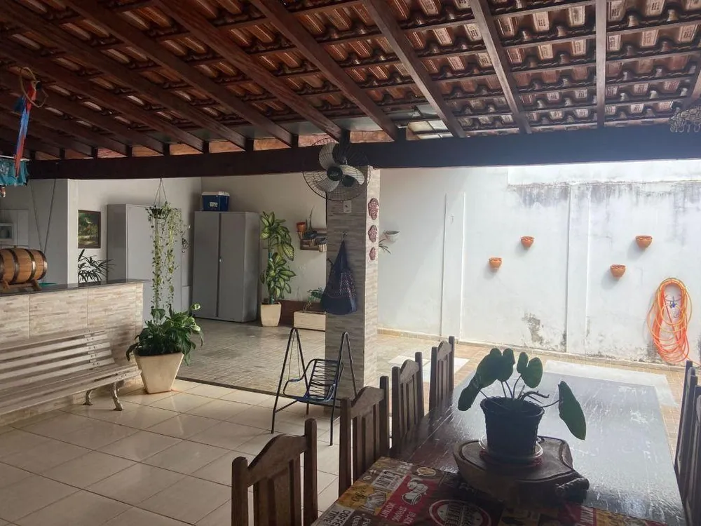 Casa, 3 quartos, 204 m² - Foto 1