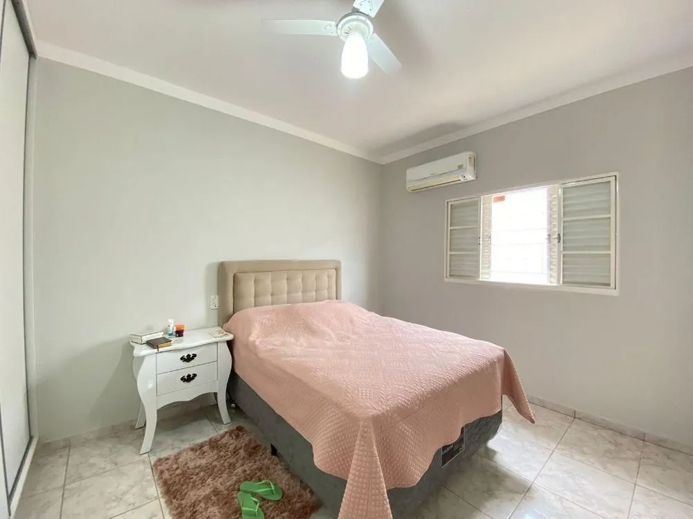 Casa, 2 quartos, 209 m² - Foto 1
