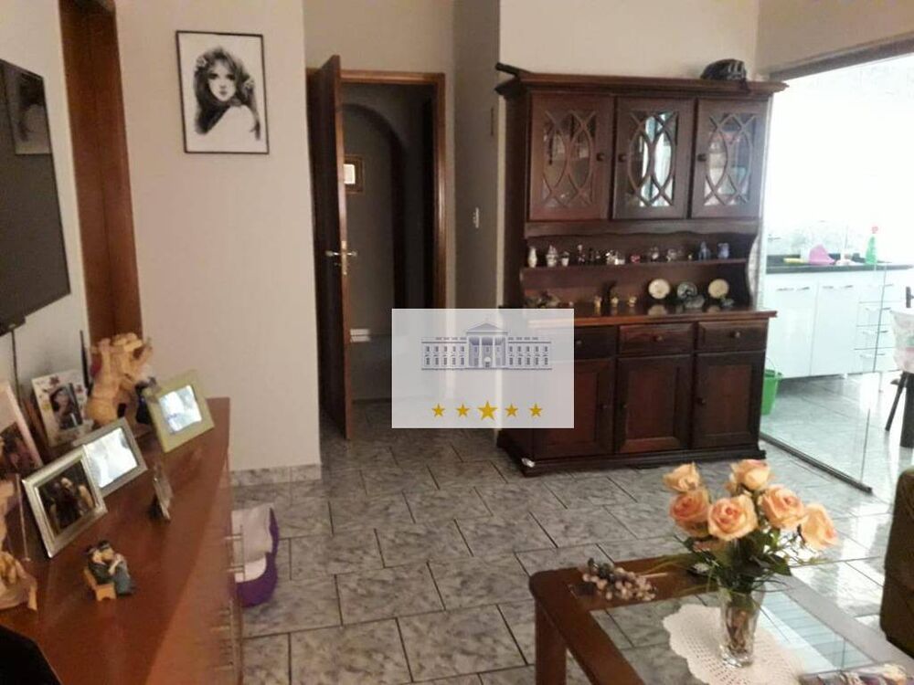 Casa à venda com 4 quartos, 280m² - Foto 1