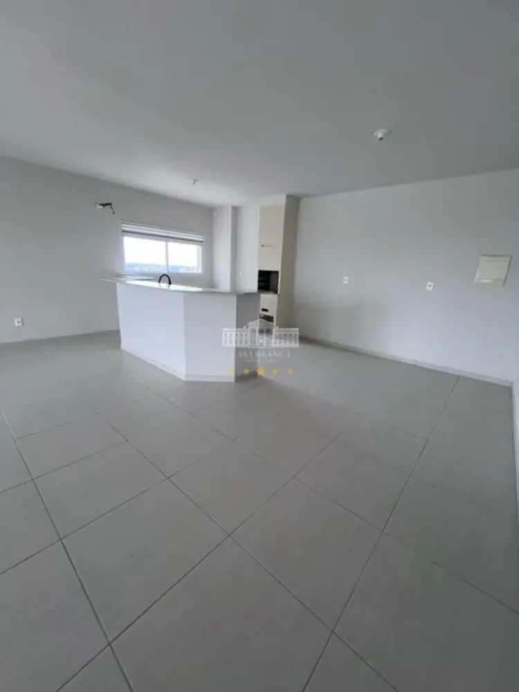 Apartamento, 3 quartos, 220 m² - Foto 2